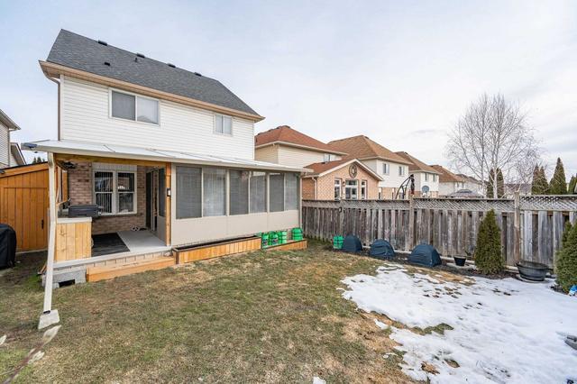 180 Bridlewreath St, House detached with 3 bedrooms, 3 bathrooms and 3 parking in Kitchener ON | Image 33