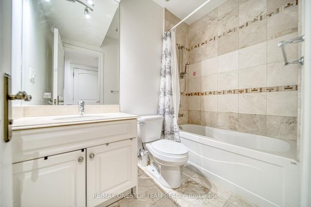17 Kenneth Ave, House detached with 4 bedrooms, 5 bathrooms and 4 parking in Toronto ON | Image 25