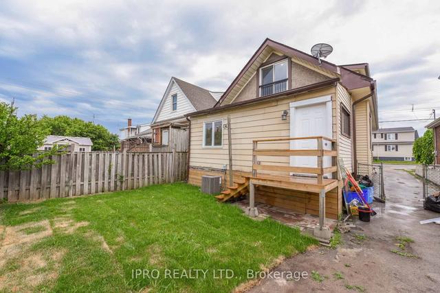 1663 Main St E, House detached with 3 bedrooms, 2 bathrooms and 3 parking in Hamilton ON | Image 21