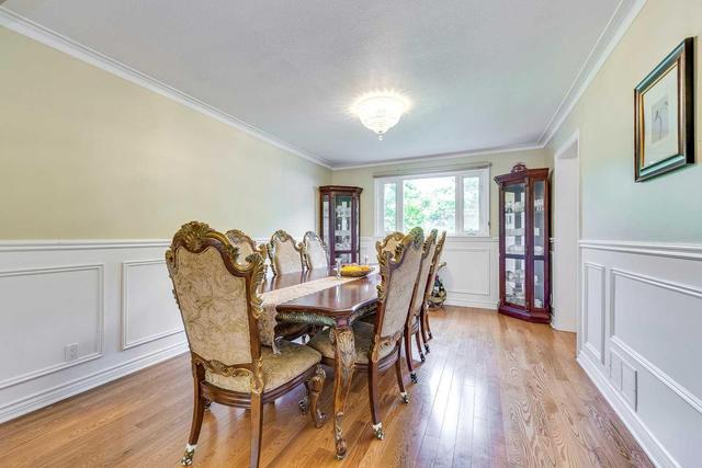 60 Charlton Blvd, House detached with 4 bedrooms, 4 bathrooms and 4 parking in Toronto ON | Image 5