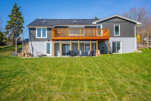 318561 Grey Rd 1, House detached with 3 bedrooms, 2 bathrooms and 7 parking in Georgian Bluffs ON | Image 2