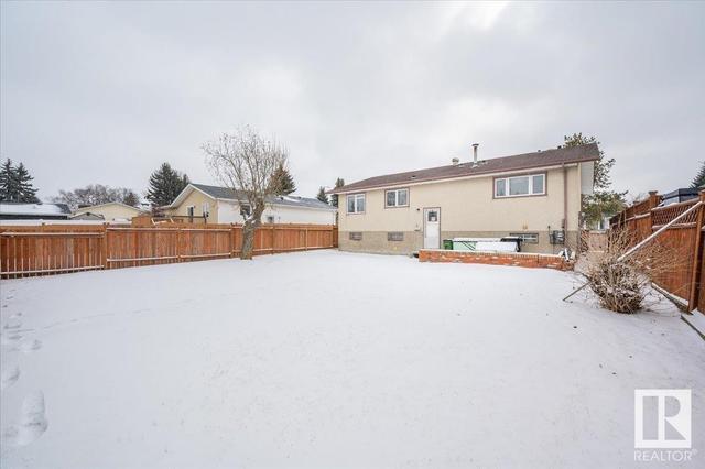 7104 44 Av Nw, House detached with 5 bedrooms, 2 bathrooms and 4 parking in Edmonton AB | Image 43