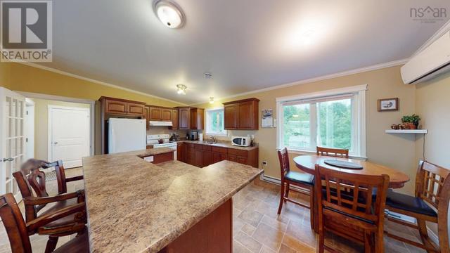 657 Southside Harbour Road, House detached with 2 bedrooms, 1 bathrooms and null parking in Antigonish, Subd. B NS | Image 4