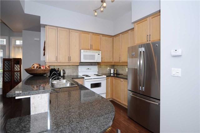 Th2 - 1 Rean Dr, Townhouse with 2 bedrooms, 3 bathrooms and 2 parking in Toronto ON | Image 8