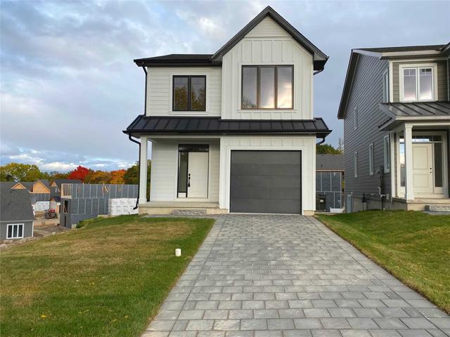 18 Julie Cres, House detached with 3 bedrooms, 3 bathrooms and 3 parking in London ON | Image 1