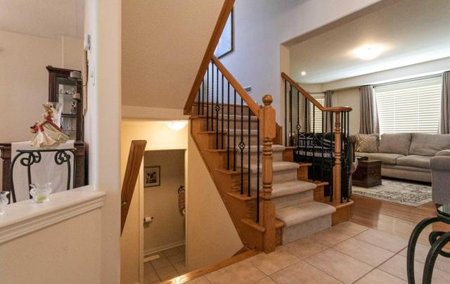 19 Mistybrook Cres, House detached with 3 bedrooms, 3 bathrooms and 4 parking in Brampton ON | Image 9
