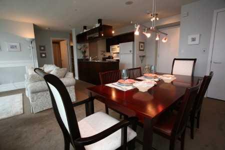 1906 - 81 Navy Wharf Crt, Condo with 1 bedrooms, 1 bathrooms and 1 parking in Toronto ON | Image 2