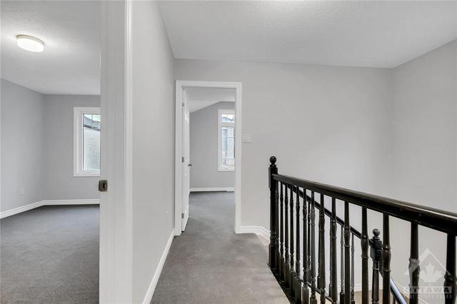 40 Lentago Avenue, Townhouse with 3 bedrooms, 3 bathrooms and 2 parking in Ottawa ON | Image 11