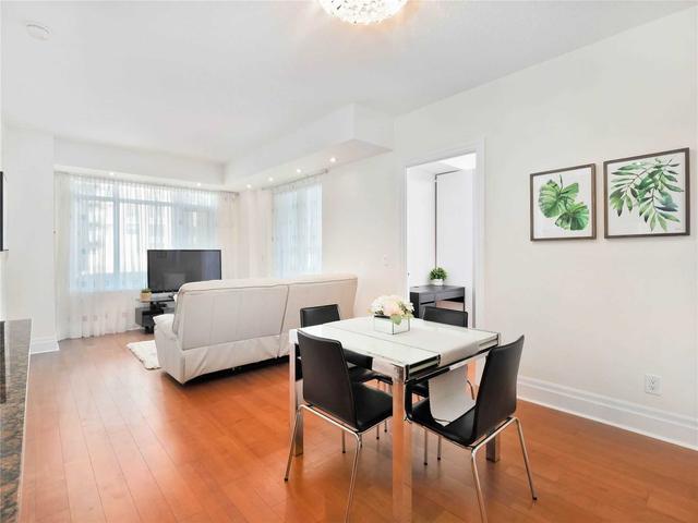 702 - 131 Upper Duke Cres, Condo with 2 bedrooms, 2 bathrooms and 1 parking in Markham ON | Image 12