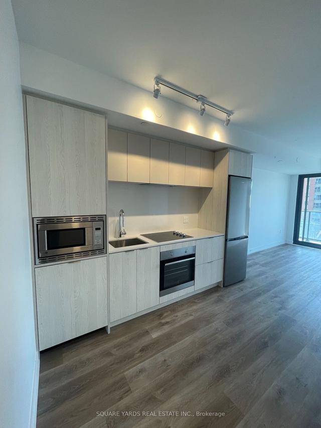 708 - 1 Jarvis St, Condo with 1 bedrooms, 2 bathrooms and 0 parking in Hamilton ON | Image 9