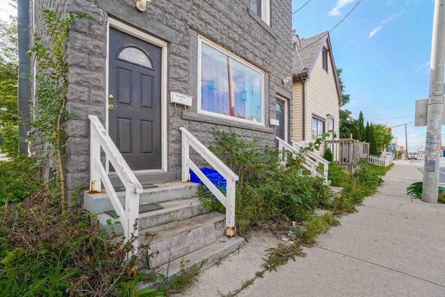 1164 Cannon St E, House detached with 4 bedrooms, 2 bathrooms and 1 parking in Hamilton ON | Image 13