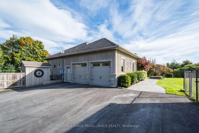 4992 County Road 1 Rd, House detached with 5 bedrooms, 3 bathrooms and 10 parking in Prince Edward County ON | Image 26