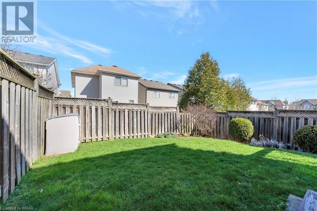 460 Trembling Aspen Avenue, House detached with 3 bedrooms, 1 bathrooms and 2 parking in Waterloo ON | Image 30