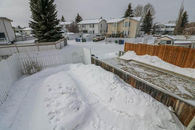 79 Excell Street, House detached with 4 bedrooms, 2 bathrooms and 1 parking in Red Deer County AB | Image 22
