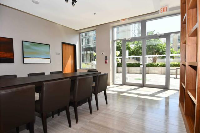 1003 - 111 St. Clair Ave W, Condo with 1 bedrooms, 1 bathrooms and 0 parking in Toronto ON | Image 6