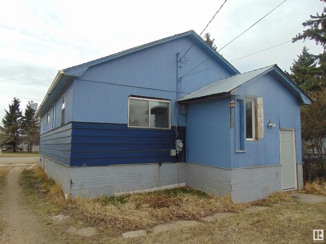 5215 50 St, House detached with 3 bedrooms, 1 bathrooms and null parking in Ryley AB | Image 27