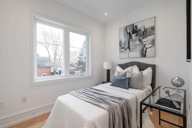 240 Woodmount Ave, House detached with 3 bedrooms, 4 bathrooms and 2 parking in Toronto ON | Image 18