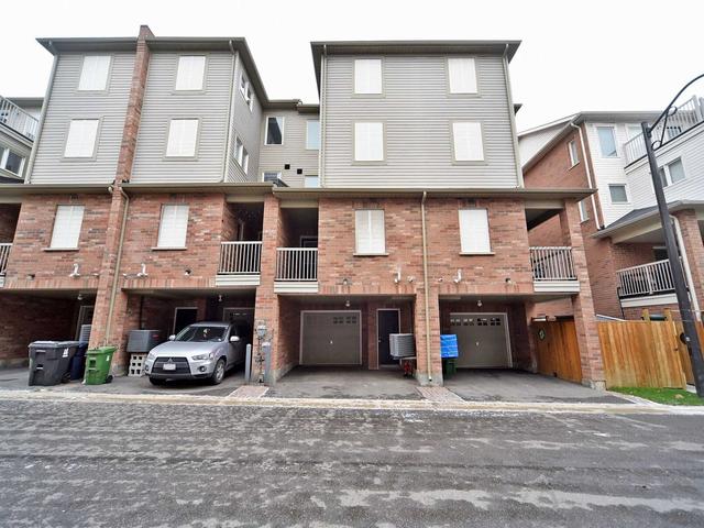 26 Ted Wray Circ, House attached with 3 bedrooms, 3 bathrooms and 2 parking in Toronto ON | Image 33