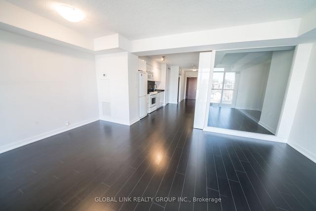 642b - 15 Iceboat Terr, Condo with 1 bedrooms, 1 bathrooms and 0 parking in Toronto ON | Image 7