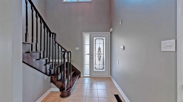 35 Gillett Dr, House detached with 4 bedrooms, 4 bathrooms and 4 parking in Ajax ON | Image 34