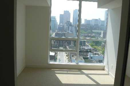 lph13 - 320 Richmond St E, Condo with 2 bedrooms, 2 bathrooms and 1 parking in Toronto ON | Image 7