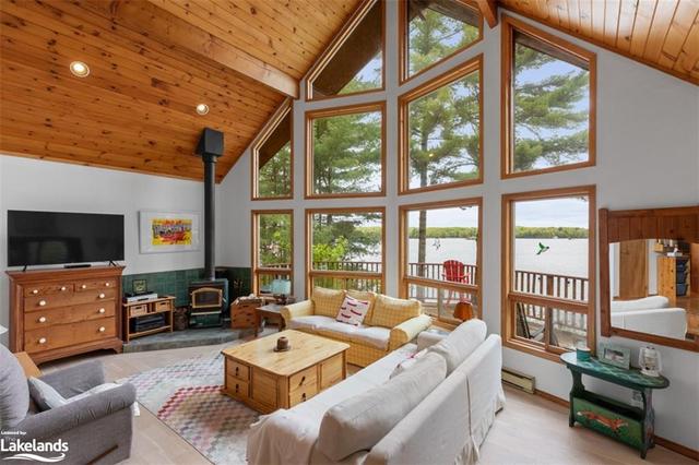 18 Miller Island, House detached with 3 bedrooms, 1 bathrooms and null parking in Gravenhurst ON | Image 23