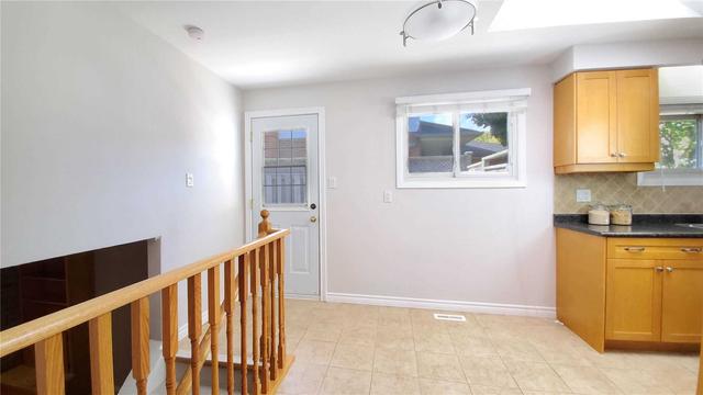 79 Tilley Dr, House detached with 3 bedrooms, 2 bathrooms and 3 parking in Toronto ON | Image 30