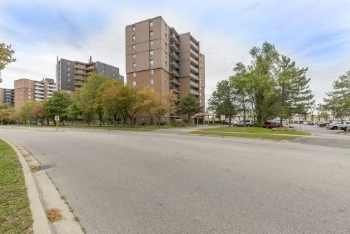 1004 - 3065 Queen Frederica Dr, Condo with 1 bedrooms, 1 bathrooms and 1 parking in Mississauga ON | Image 18