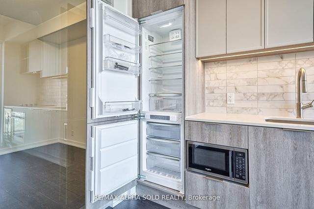 1108 - 2020 Bathurst St, Condo with 1 bedrooms, 1 bathrooms and 0 parking in Toronto ON | Image 7