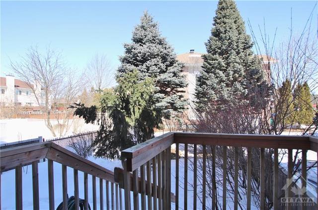 12 Willwood Crescent, Townhouse with 3 bedrooms, 3 bathrooms and 2 parking in Ottawa ON | Image 26