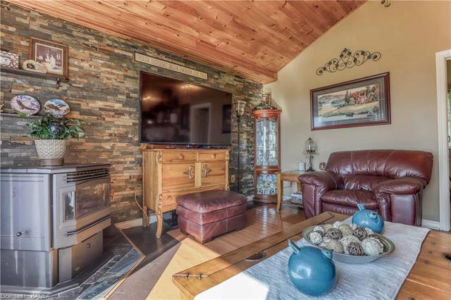 2211 County Road 22, House detached with 3 bedrooms, 1 bathrooms and 7 parking in Loyalist ON | Image 31
