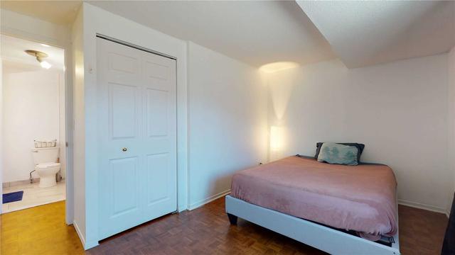 251 Bruyere St, Townhouse with 3 bedrooms, 2 bathrooms and 1 parking in Ottawa ON | Image 26