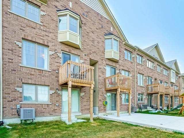 80 Davenfield Circ, House attached with 3 bedrooms, 3 bathrooms and 3 parking in Brampton ON | Image 24
