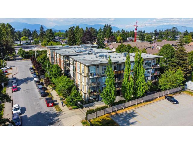 104 - 10788 139 Street, Condo with 1 bedrooms, 1 bathrooms and 1 parking in Surrey BC | Image 33