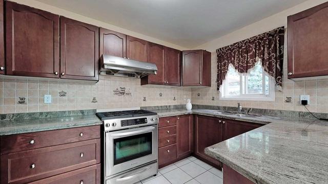 11 Quietbrook Cres, House detached with 4 bedrooms, 4 bathrooms and 4 parking in Toronto ON | Image 31