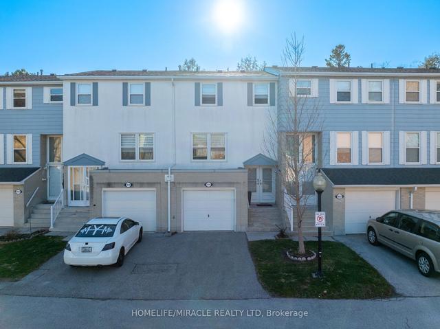 4 - 1660 John St, Townhouse with 3 bedrooms, 2 bathrooms and 2 parking in Markham ON | Image 1