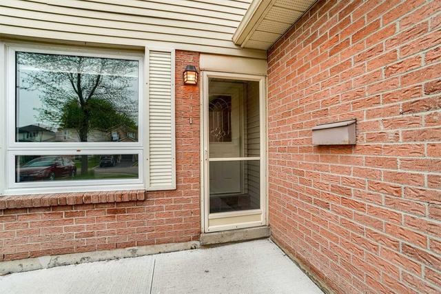 3086 Kilbride Cres, House detached with 3 bedrooms, 2 bathrooms and 3 parking in Mississauga ON | Image 28