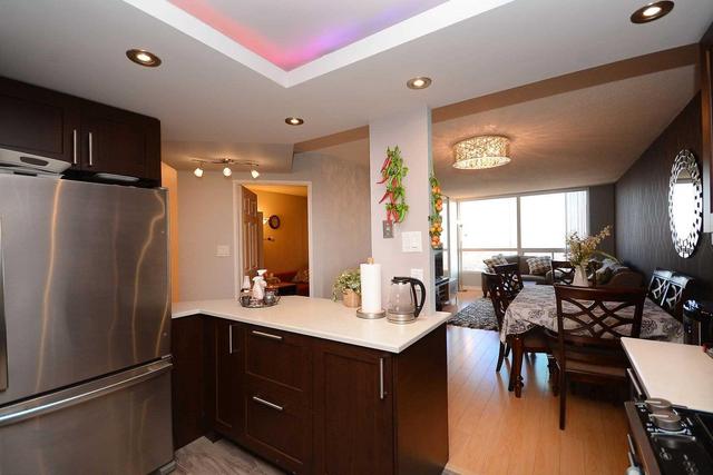 2002 - 4450 Tucana Crt, Condo with 2 bedrooms, 2 bathrooms and 1 parking in Mississauga ON | Image 11