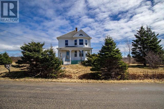 107 Across The Meadow Road, House detached with 4 bedrooms, 2 bathrooms and null parking in Digby MD NS | Image 1