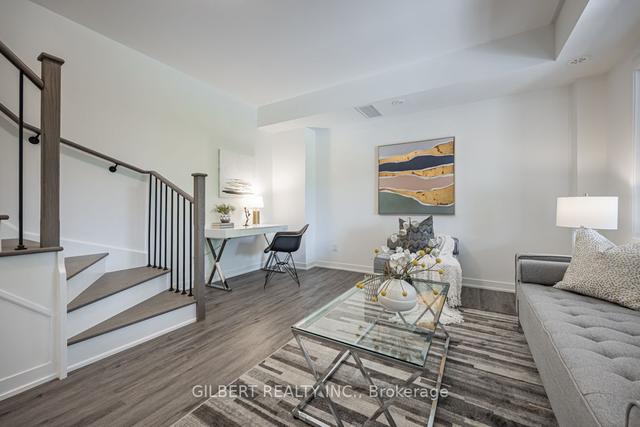 6 - 8 Marquette Ave, Townhouse with 1 bedrooms, 2 bathrooms and 0 parking in Toronto ON | Image 28