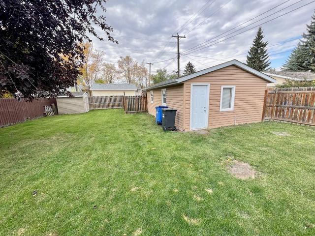 4434 40a Avenue, House detached with 5 bedrooms, 2 bathrooms and 4 parking in Red Deer AB | Image 34