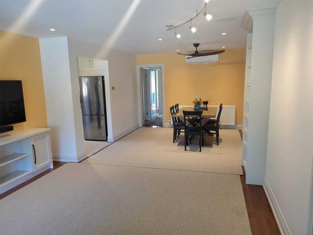 upper - 3555 Birchmeadow Cres, House semidetached with 3 bedrooms, 1 bathrooms and 1 parking in Mississauga ON | Image 2