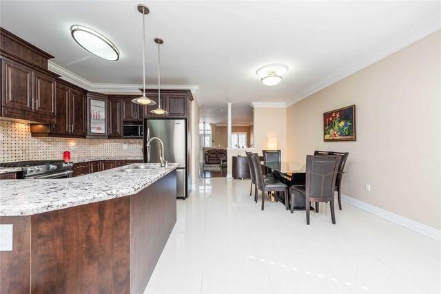 23 Mistycreek Cres, House detached with 2 bedrooms, 4 bathrooms and 6 parking in Brampton ON | Image 2