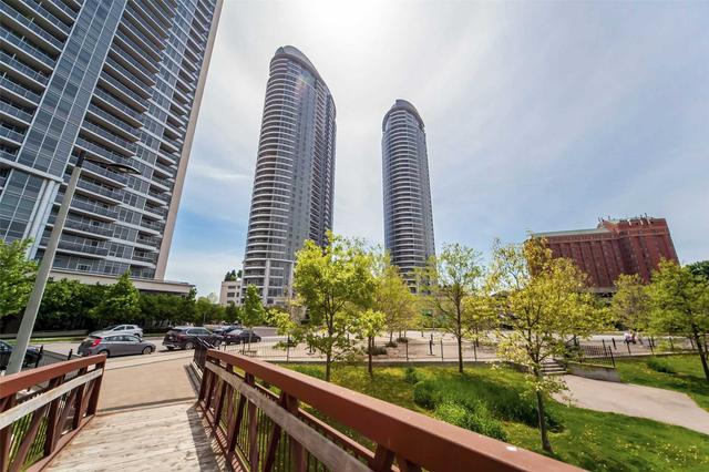 625 - 135 Village Green Sq, Condo with 2 bedrooms, 2 bathrooms and 1 parking in Toronto ON | Image 1