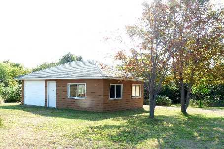 86 Colliers Rd, House detached with 2 bedrooms, 1 bathrooms and 12 parking in Deseronto ON | Image 9