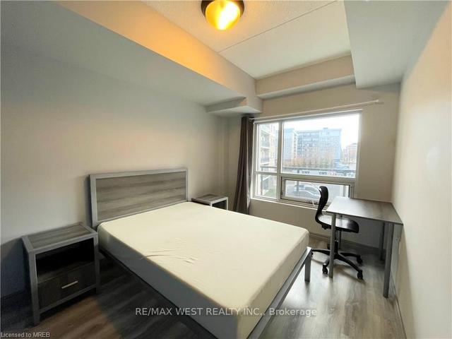 g212 - 275 Larch St, Condo with 2 bedrooms, 2 bathrooms and 0 parking in Waterloo ON | Image 14