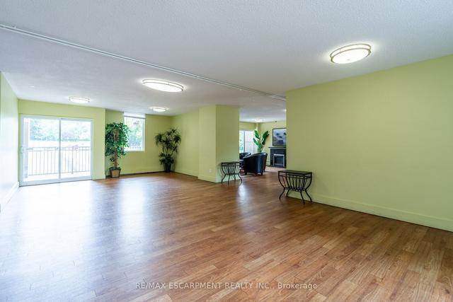 418 - 350 Quigley Rd, Condo with 3 bedrooms, 1 bathrooms and 1 parking in Hamilton ON | Image 29