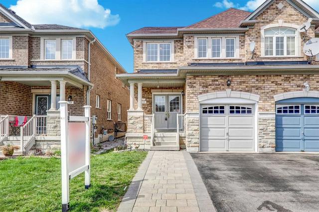 12 Andriana Cres, House semidetached with 4 bedrooms, 4 bathrooms and 4 parking in Markham ON | Image 1