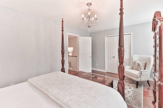 6 Barnstead Crt, House semidetached with 3 bedrooms, 2 bathrooms and 4 parking in Brampton ON | Image 14