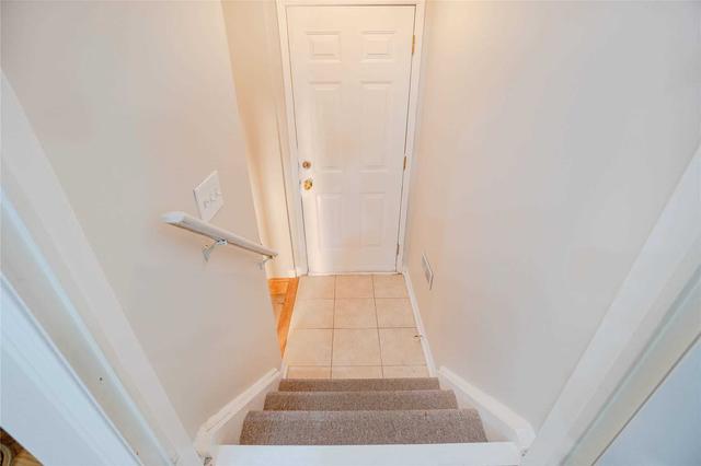 63 Rollingwood Dr, House detached with 4 bedrooms, 4 bathrooms and 4 parking in Brampton ON | Image 17
